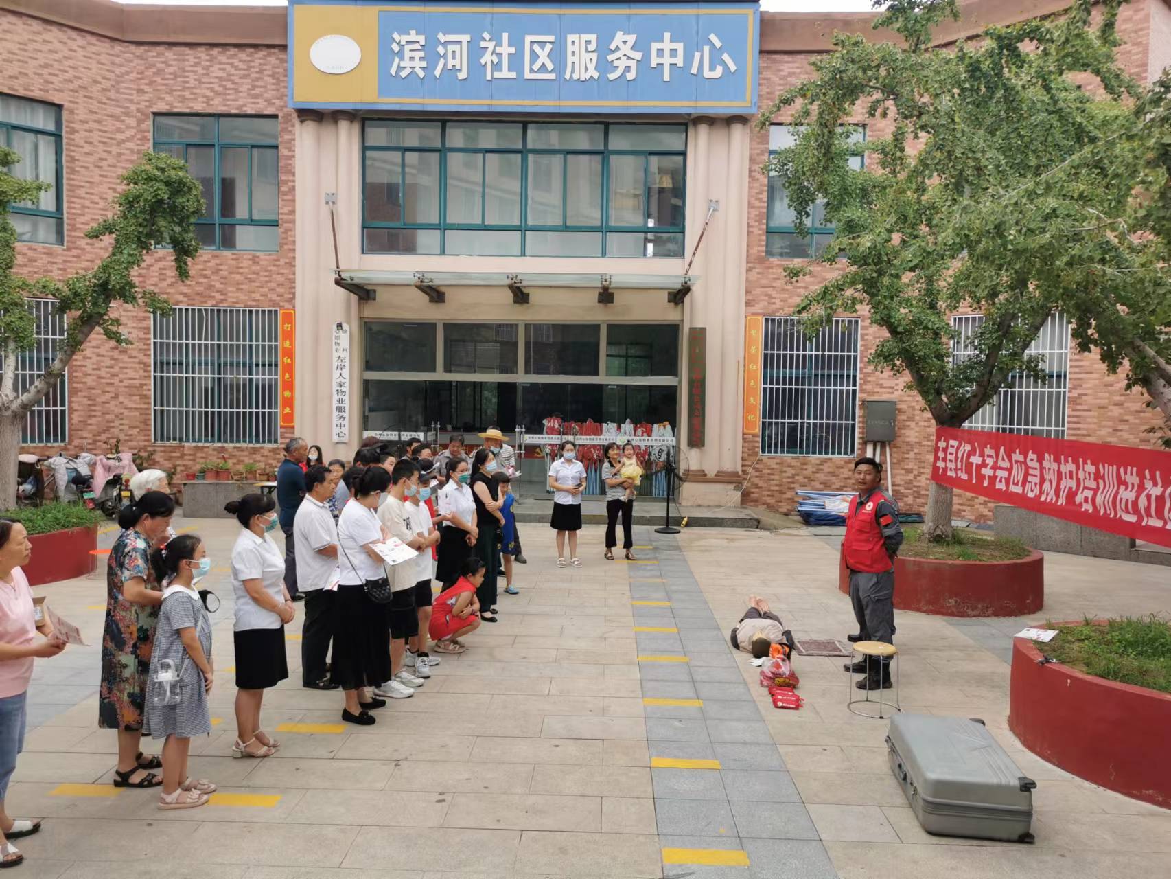 滨河社区1.jpg