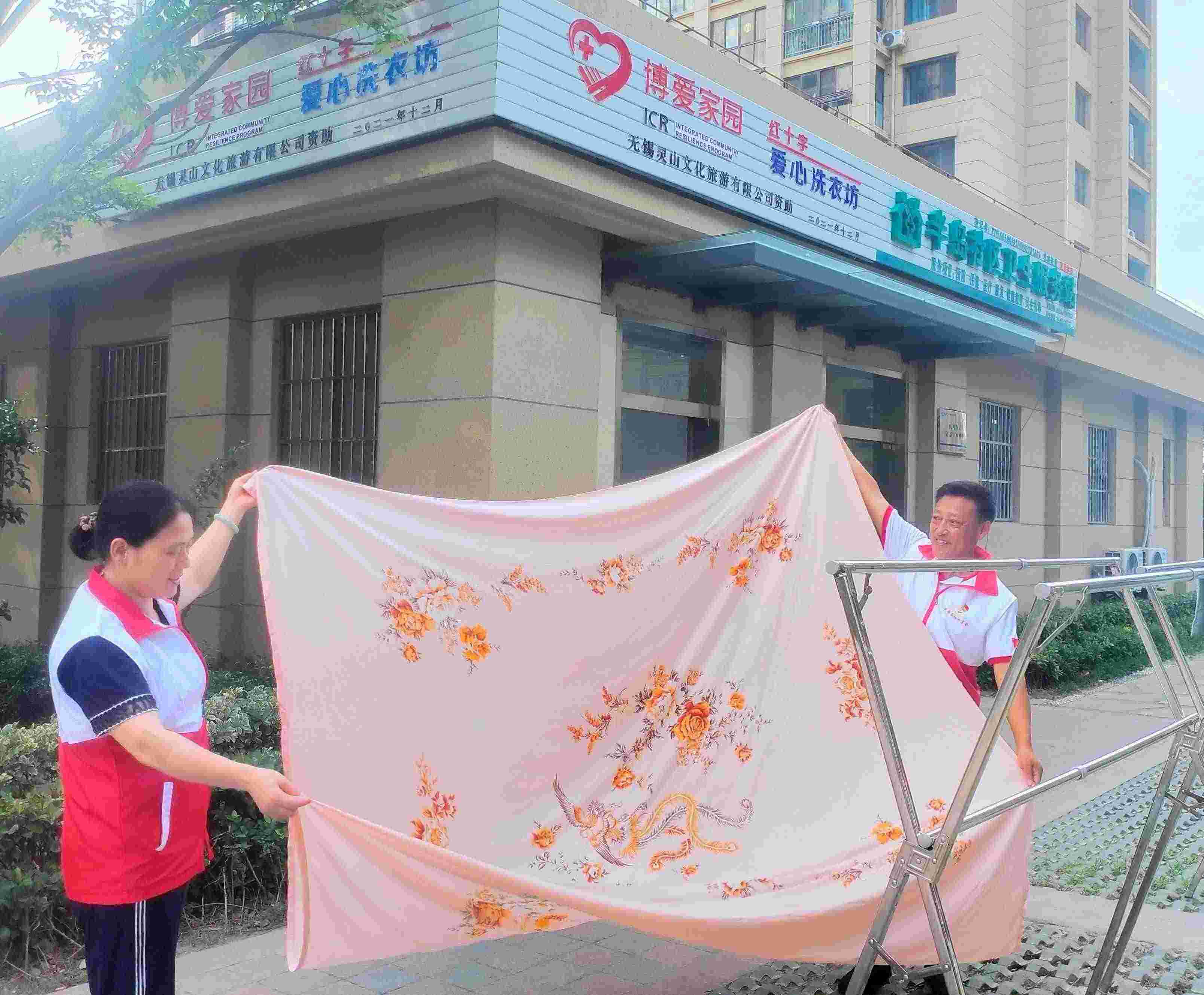 晾晒床单_副本(1).jpg