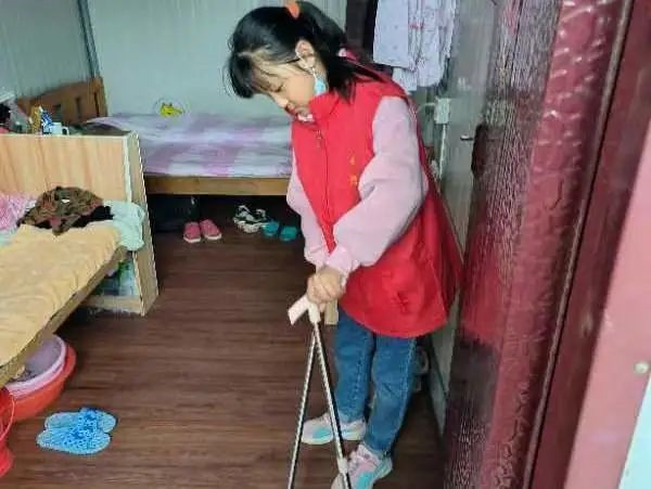 微信图片_20221012164917_副本.jpg