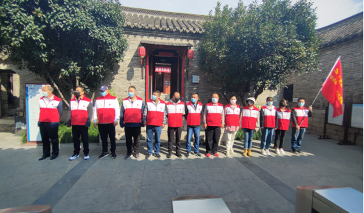 “博爱先锋”守护景区  红十字“救”在身边(1)134.png