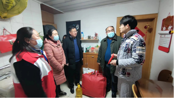 活动连续二十七年！——云龙区领导带队开展“博爱送万家”活动871.png