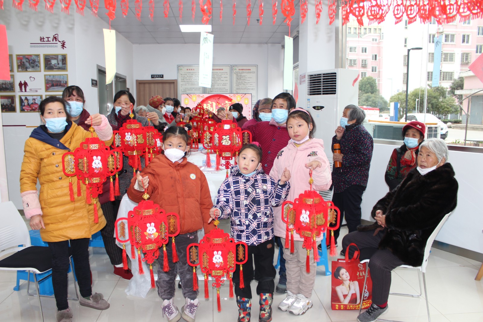 20230202青北博爱家园：福兔闹元宵，情暖老人心2.JPG