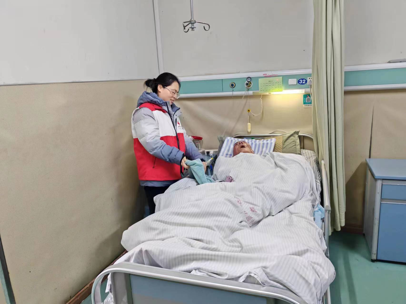 营东学雷锋.jpg