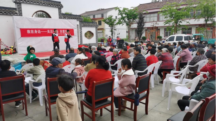 10 淮阴区红十字志愿服务传递爱与希望.png