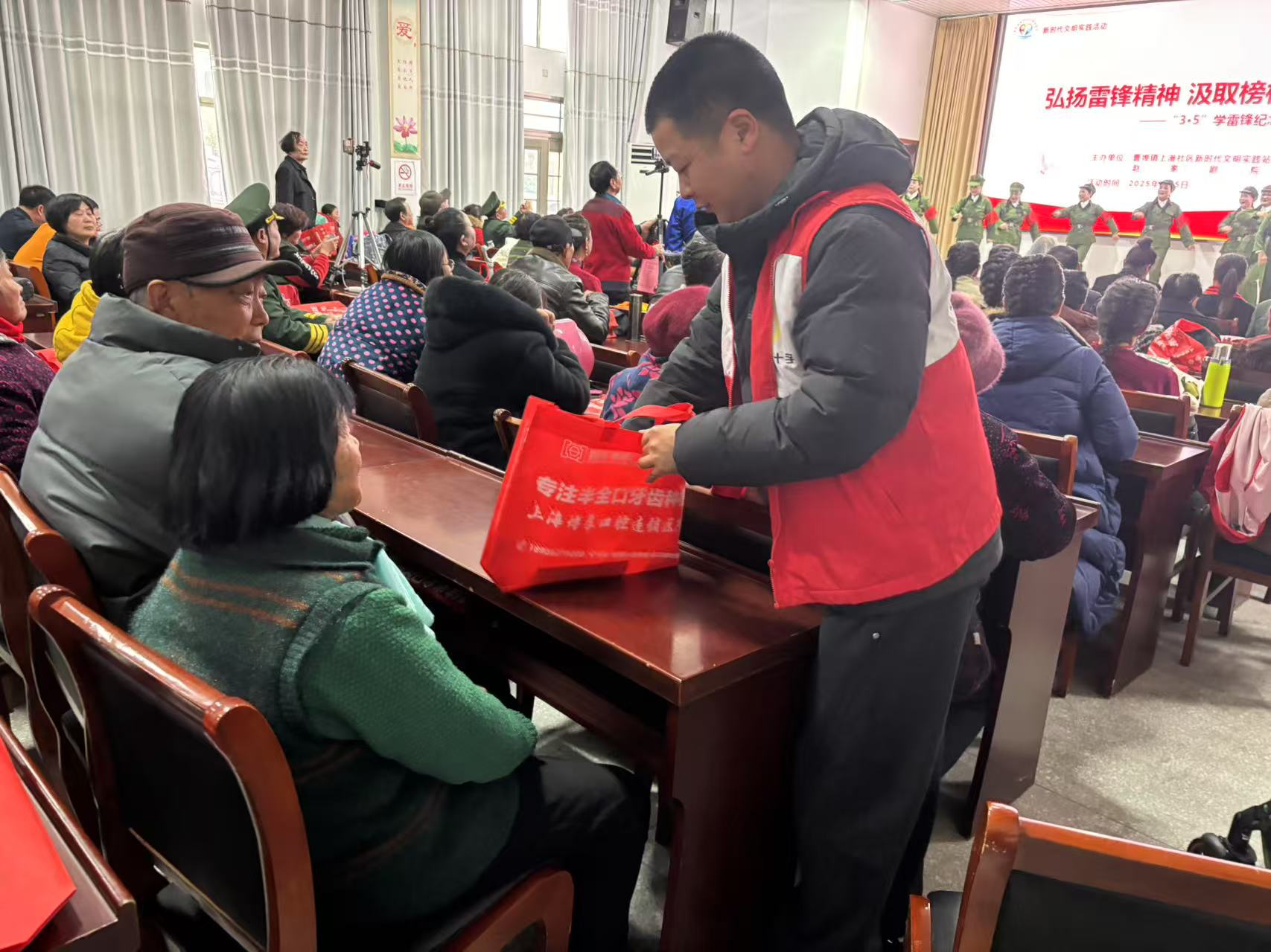 曹1.jpg